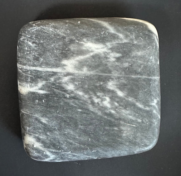 Black Marble Grandmother - Belly Stone